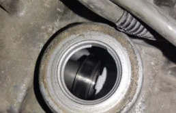 Двигатель для Mazda MPV 1999 года на фотографиях