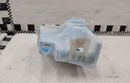 Бачок стеклоомывателя передний для Hyundai Tucson 2015 года на фотографиях