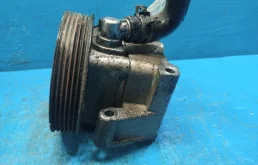 Насос ГУР для Ford Focus 2002 года на фотографиях