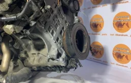 Двигатель без навесного для BMW 1er 2006 года на фотографиях