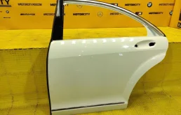 Дверь задняя левая для Mercedes-Benz S class 2008 года на фотографиях