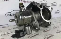 Топливный насос для Audi A4 2007 года на фотографиях