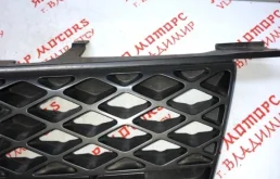 Решетка радиатора для Nissan X-Trail 2001 года на фотографиях