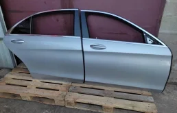 Дверь передняя правая для Mercedes-Benz S class 2014 года на фотографиях