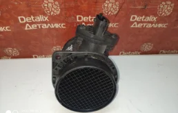 Датчик массового расхода воздуха для Volvo XC90 2004 года на фотографиях