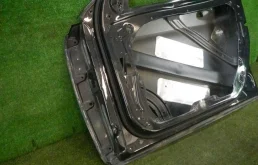 Дверь передняя правая для Mercedes-Benz S class 2014 года на фотографиях