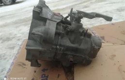 МКПП для Volkswagen Golf 2009 года на фотографиях