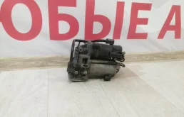 Компрессор пневмоподвески задний для Mercedes-Benz S class 2014 года на фотографиях