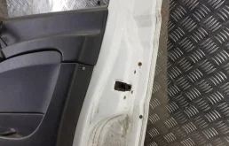 Дверь передняя правая для Mercedes-Benz Vito 2010 года на фотографиях