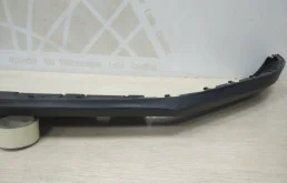 Отбойник капота для Volkswagen Tiguan 2015 года на фотографиях