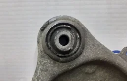 Рычаг передний левый нижний для Volvo S80 2014 года на фотографиях