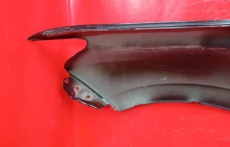 Крыло правое для Lexus RX 2004 года на фотографиях