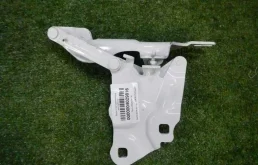 Петля капота левая для BMW X3 2017 года на фотографиях