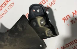 Крыло левое для Suzuki SX4 2010 года на фотографиях