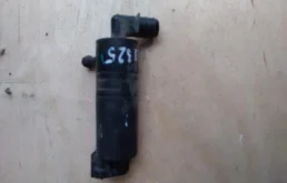 Крышка бачка омывателя фар для Nissan Teana 2009 года на фотографиях