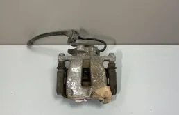 Суппорт задний правый для Volkswagen Passat 2010 года на фотографиях