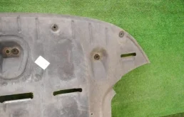 Защитная панель моторного отсека для Kia Sportage на фотографиях