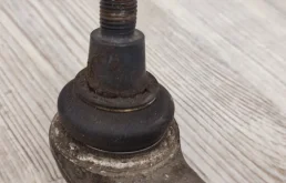 Рычаг передний правый нижний для Volkswagen Touareg на фотографиях