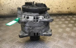 Генератор для Audi A4 2007 года на фотографиях