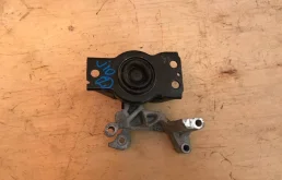 Подушка двигателя передняя правая верхняя для Nissan Qashqai на фотографиях