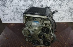 Двигатель для Mazda MPV 2010 года на фотографиях