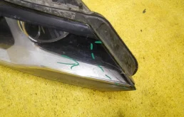 Фара ксенон левая для Volkswagen Tiguan 2015 года на фотографиях