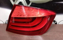 Фонарь внутренний левый для BMW 5er 2014 года на фотографиях