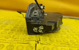 Замок передней левой двери для BMW 5er 2008 года на фотографиях