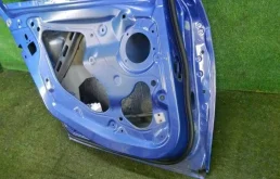 Дверь задняя левая для BMW 3er 2017 года на фотографиях