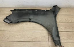 Крыло правое для Volkswagen Touareg 2016 года на фотографиях