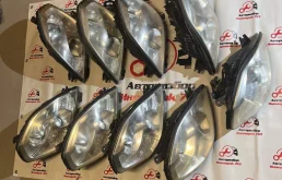 Фара правая для Nissan Teana 2006 года на фотографиях