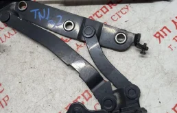 Петля капота левая для Nissan Teana на фотографиях