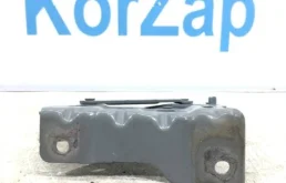 Петля капота левая для Kia Sportage на фотографиях