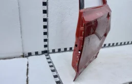 Дверь задняя левая для Suzuki SX4 2015 года на фотографиях