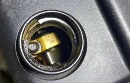 Двигатель без навесного для Chevrolet Aveo 2004 года на фотографиях