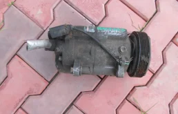 Компрессор кондиционера для Skoda Octavia 2002 года на фотографиях