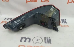 Фонарь внешний правый для BMW 5er 2023 года на фотографиях