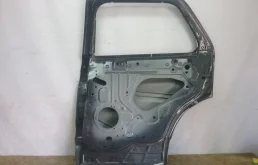 Дверь задняя правая для Ford Explorer 2013 года на фотографиях