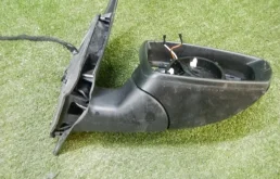 Зеркало боковое правое для Volkswagen Polo 2013 года на фотографиях