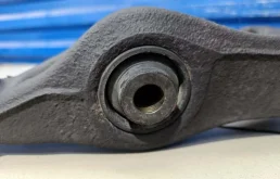 Рычаг передний левый нижний для Volkswagen Touareg 2008 года на фотографиях