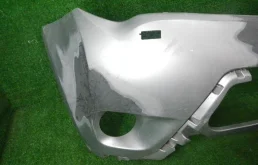 Бампер передний для Toyota RAV4 2014 года на фотографиях