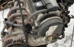 Двигатель для Honda Civic 2001 года на фотографиях