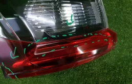 Фонарь внутренний левый для Nissan Qashqai 2018 года на фотографиях