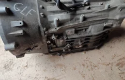 АКПП для Porsche Cayenne 2002 года на фотографиях