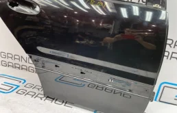 Дверь багажника для Mercedes-Benz C class 2005 года на фотографиях