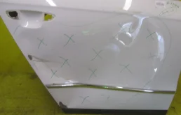 Дверь задняя правая для Volkswagen Passat 2013 года на фотографиях