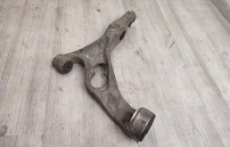 Рычаг передний правый нижний для Volkswagen Touareg на фотографиях