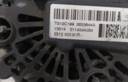 Генератор для Renault Duster 2013 года на фотографиях