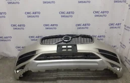 Решетка переднего бампера для Volvo XC90 2017 года на фотографиях