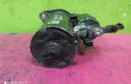 Стартер для Skoda Octavia 2002 года на фотографиях